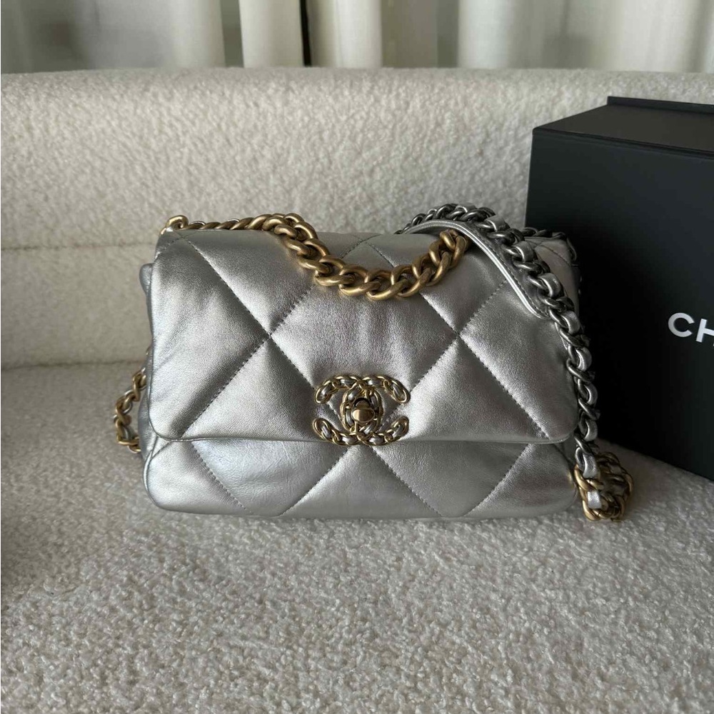 CHANEL 19  small Silver Quilted Shoulder Bag with Gold Chain